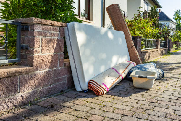 Best Furniture Removal  in Sumner, WA